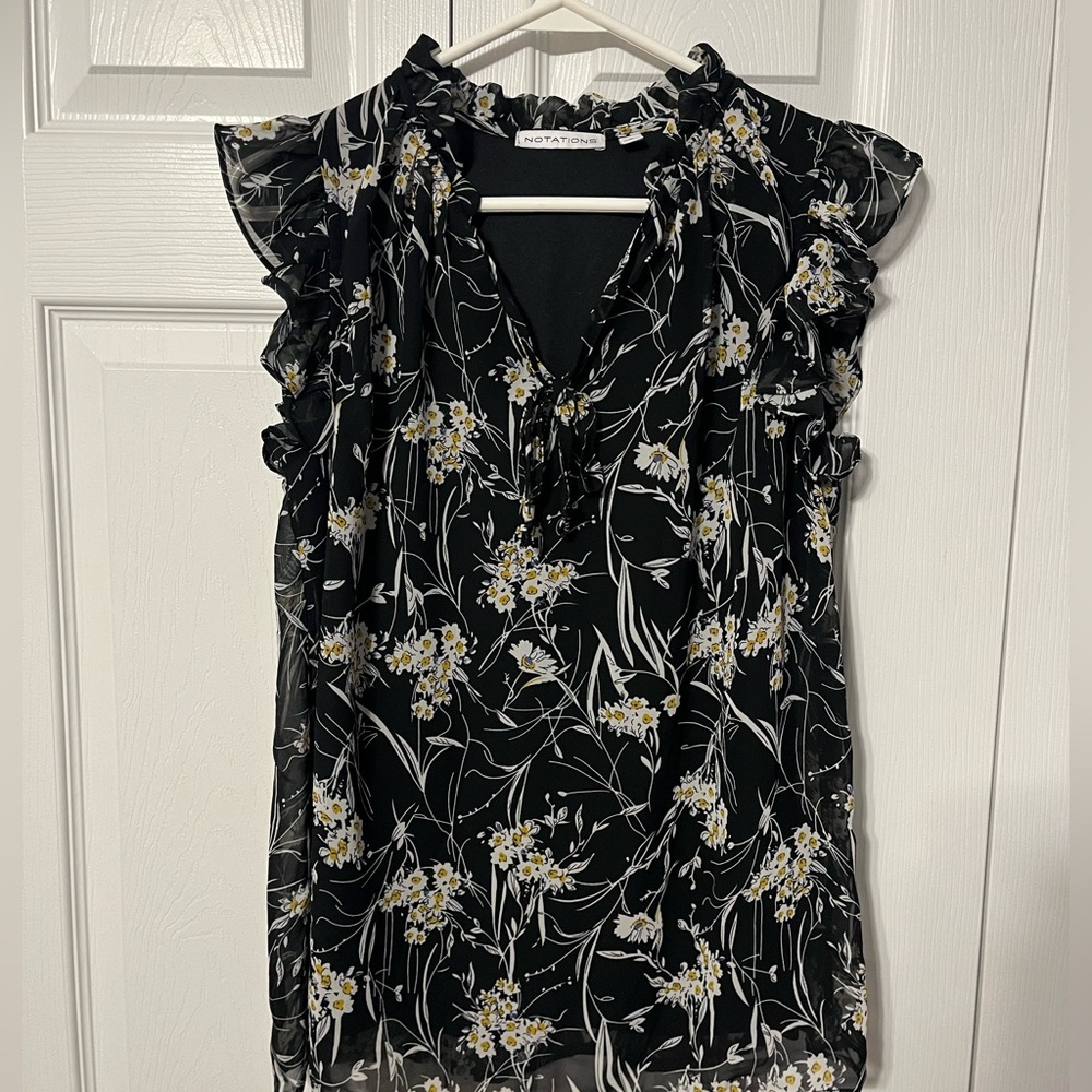 Notations Black and White Floral Blouse